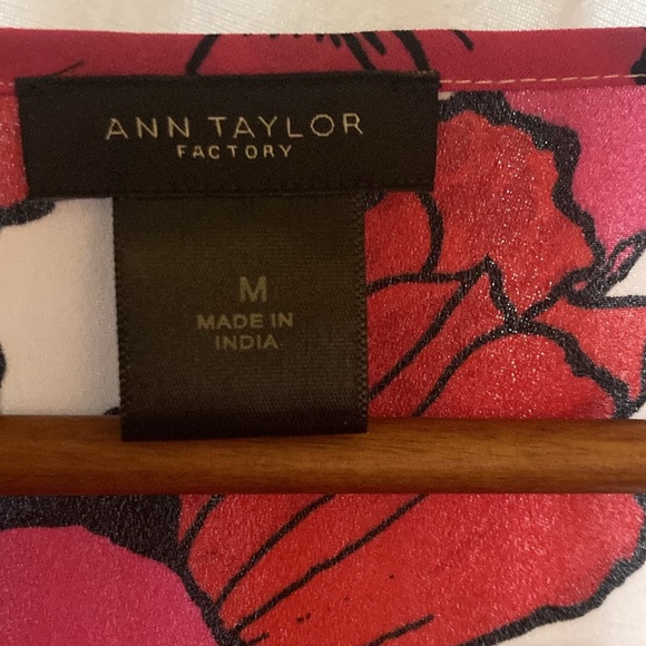 Short sleeve shirt by Ann Taylor Factory - Picture 7 of 7